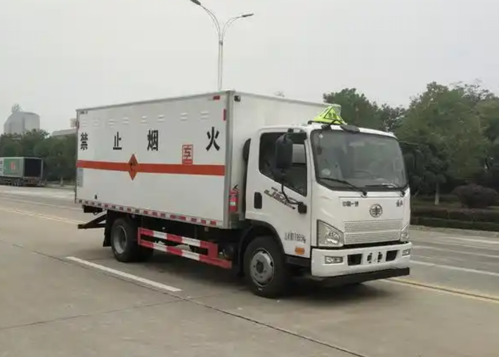 五峰爆破器材运输车可以上高速吗？